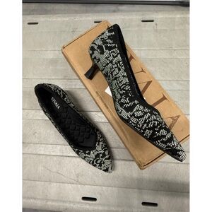 VIVAIA Scarlett Pointed Toe Kitten Heels Black White Knit
Pumps EU/37.5 US/7